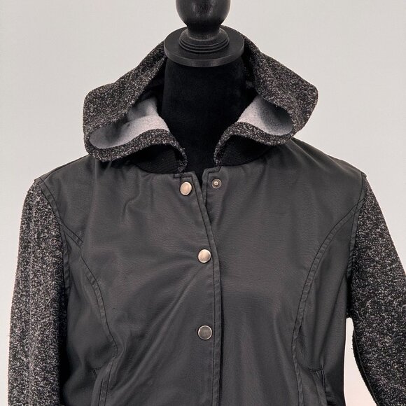 New Look Hoodie Jacket Women L Faux Leather Knit Y2K Varsity Stripe Zip 90s Snap - Picture 5 of 7